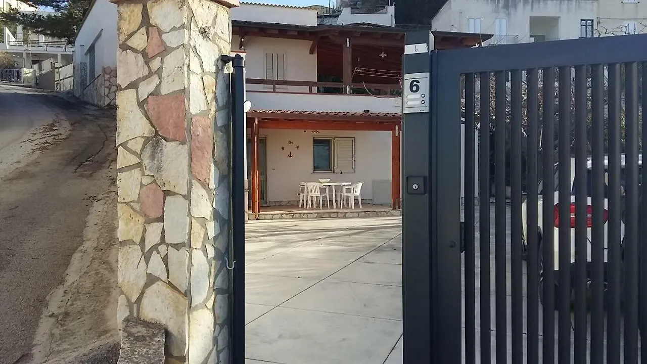 Casa Vacanza Demi Alcamo Marina 0*,